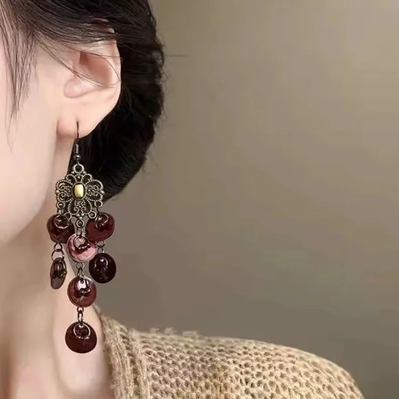 Boho Natural Shell Tassel Earring - Picture 1 of 2